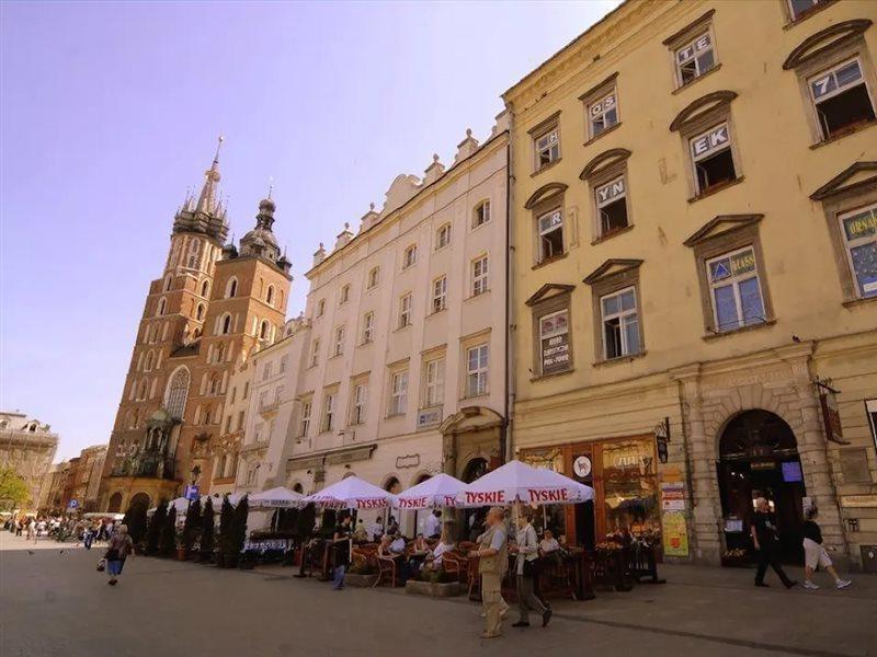 Hostel Rynek 7 Krakow Exterior photo